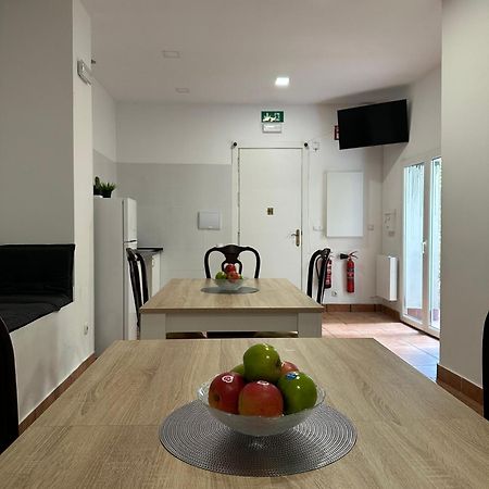 Хостел Urban Garden Бильбао Экстерьер фото